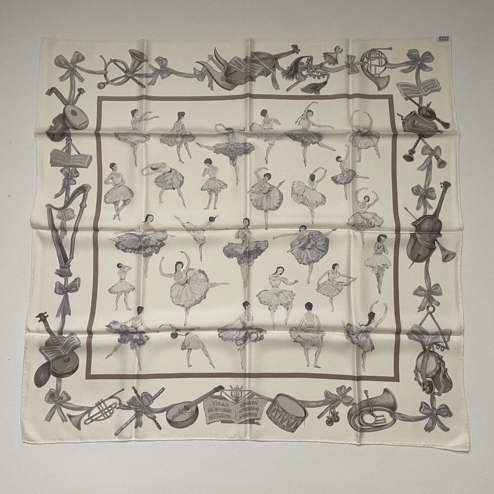 Hermes La Dance silk scarf  90 - Picture 5 of 7